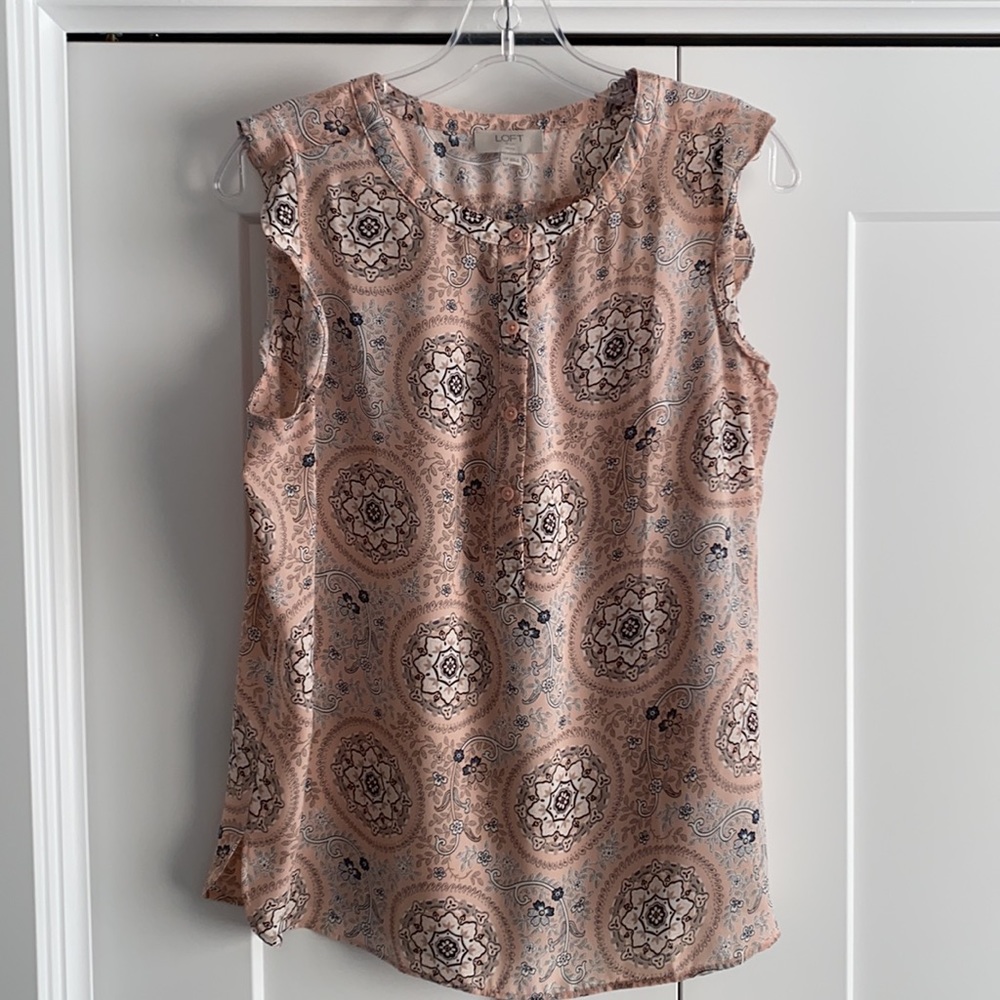 LOFT Sleeveless Top